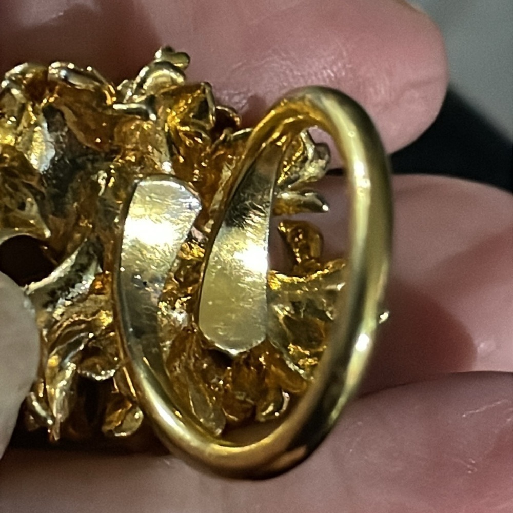 Vintage adjustable goldtone flower ring - Picture 4 of 4